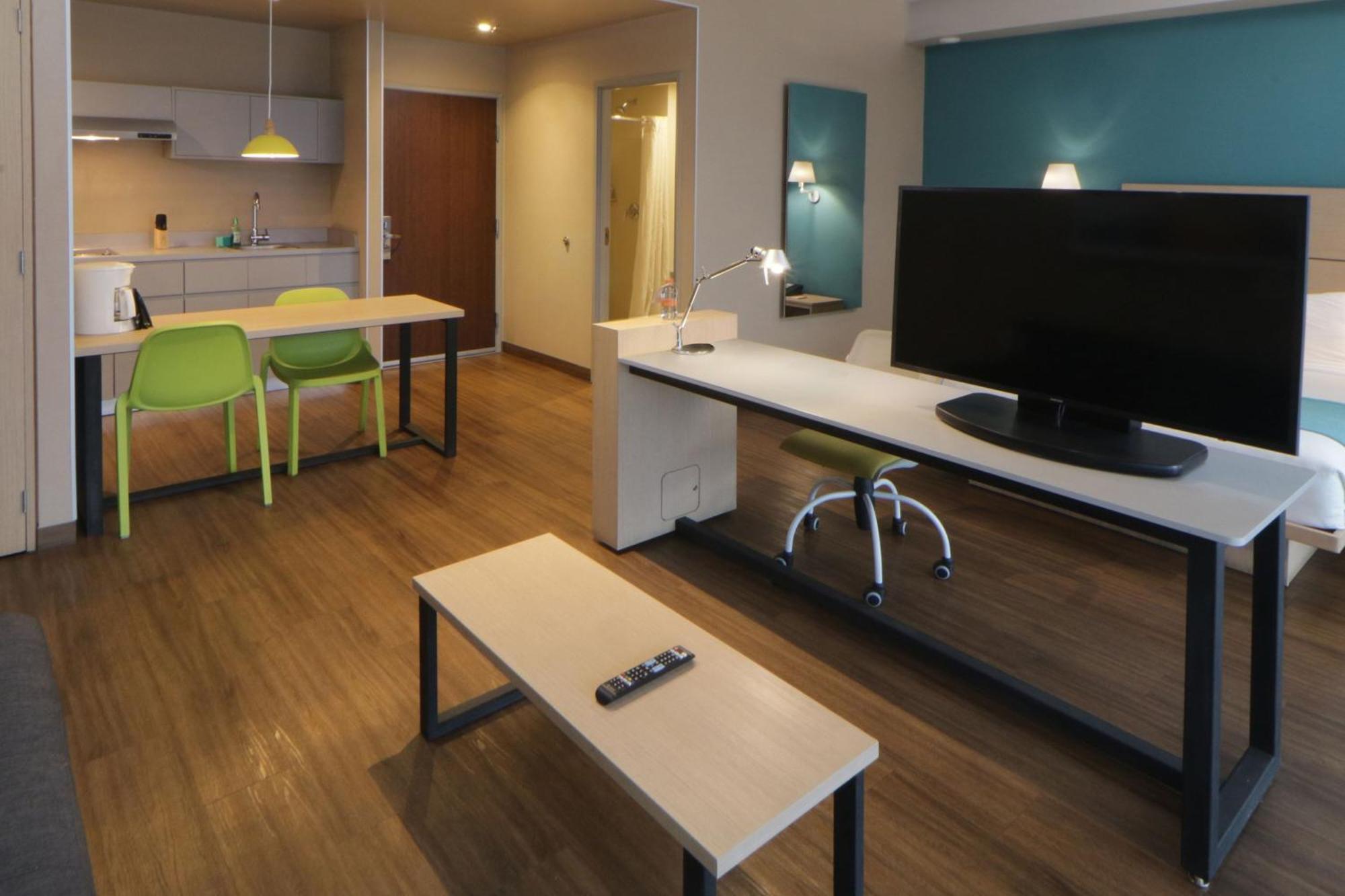 City Suites Tijuana Rio Bagian luar foto