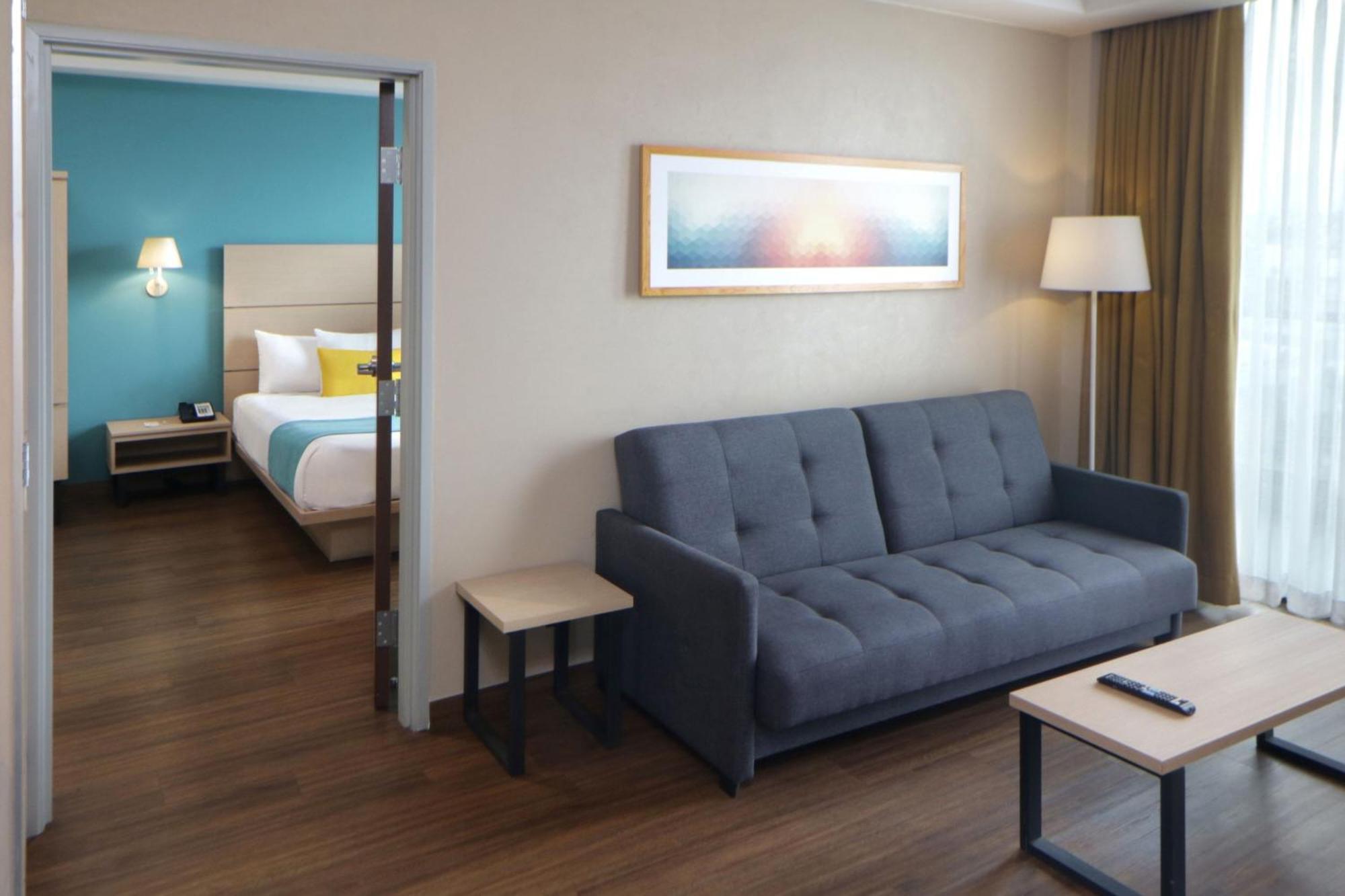 City Suites Tijuana Rio Bagian luar foto