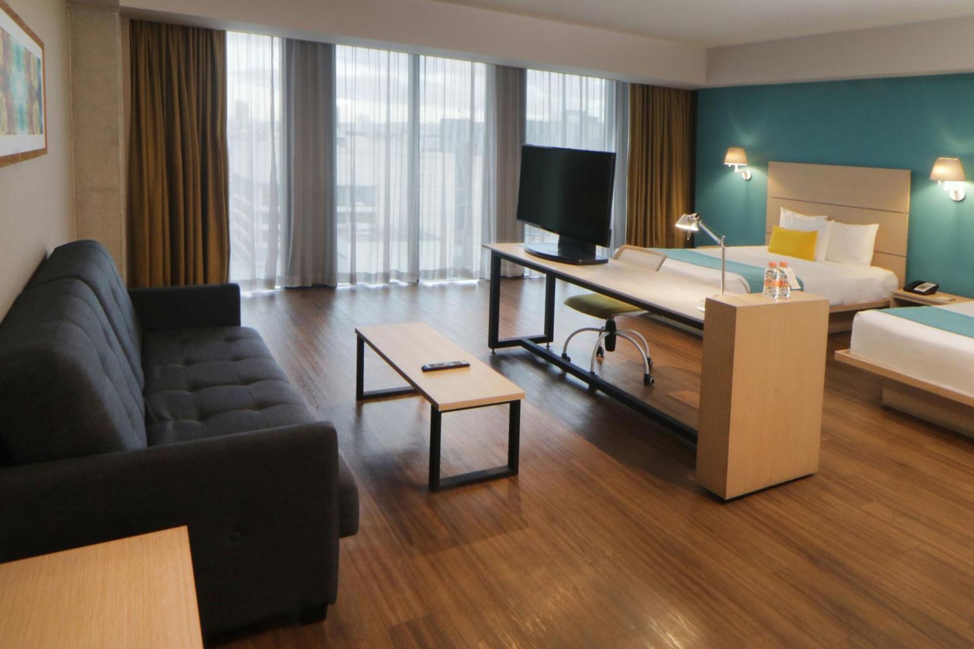 City Suites Tijuana Rio Bagian luar foto