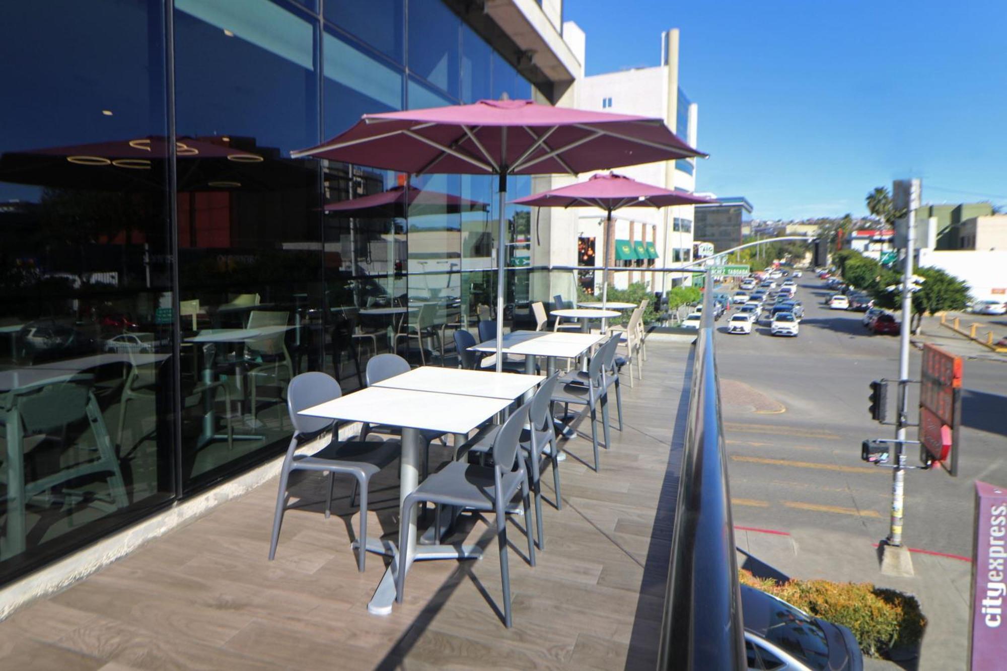 City Suites Tijuana Rio Bagian luar foto