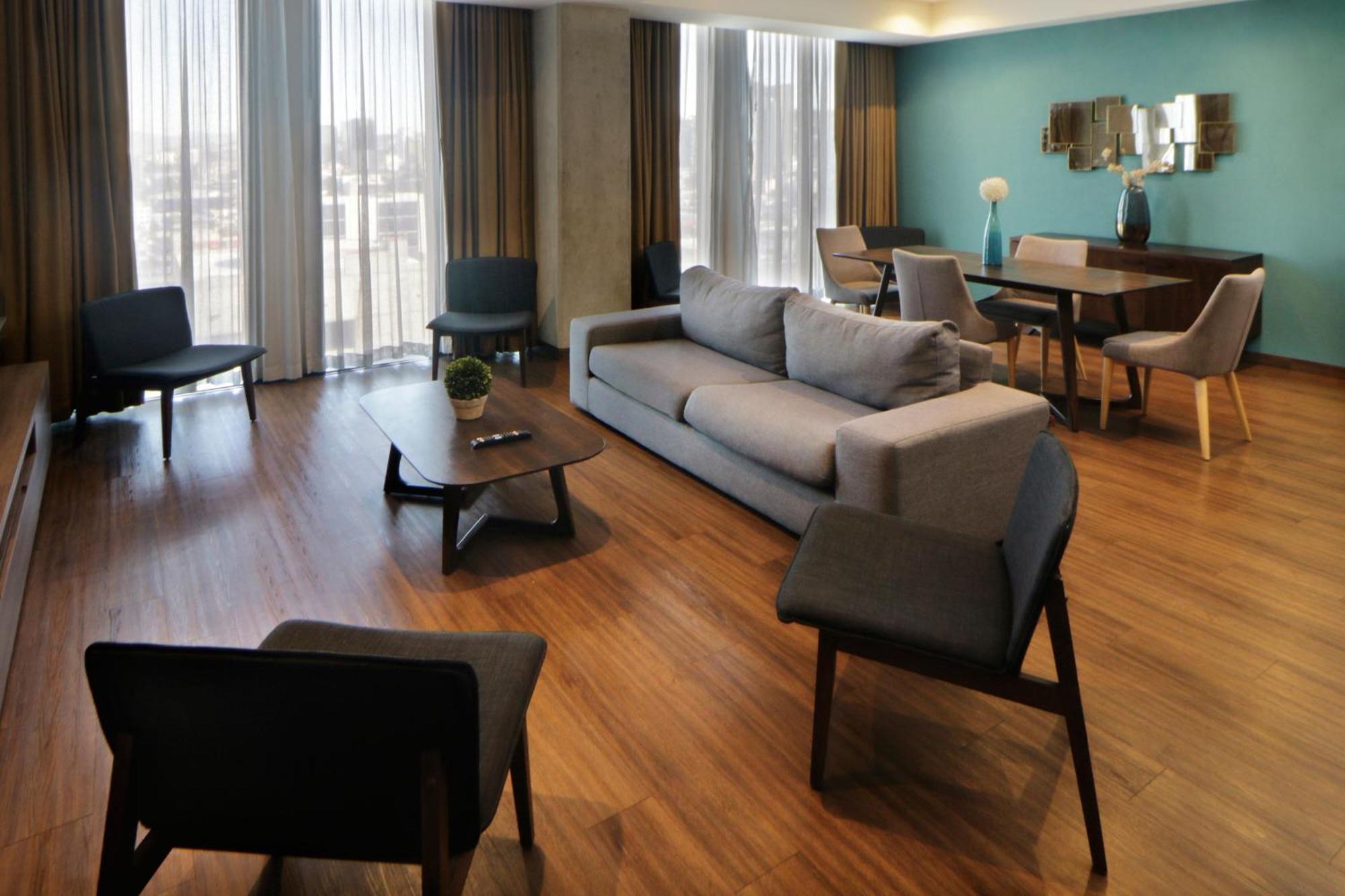 City Suites Tijuana Rio Bagian luar foto