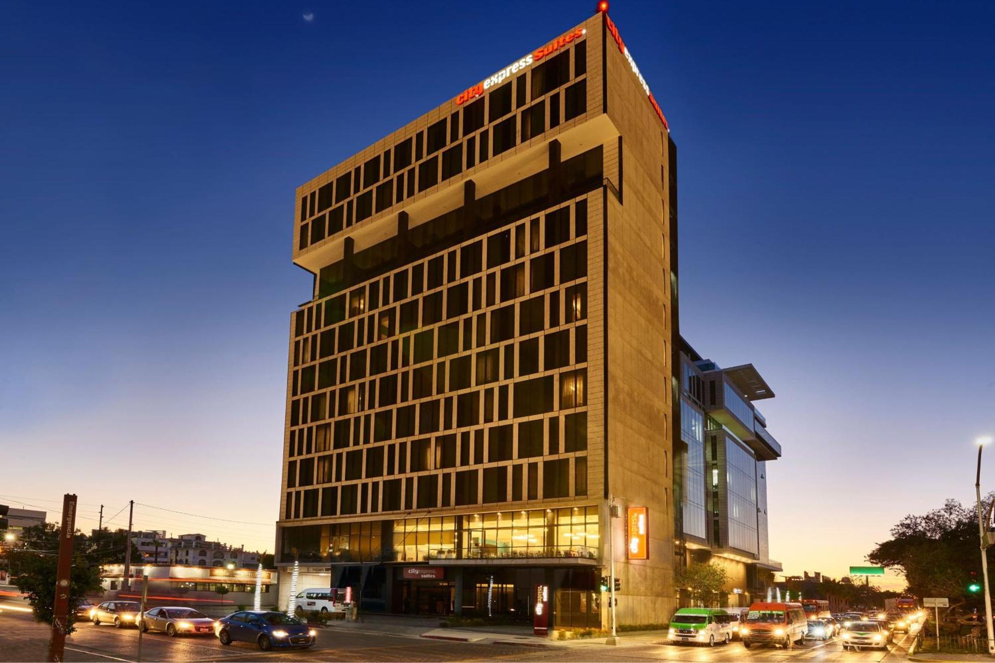 City Suites Tijuana Rio Bagian luar foto